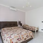 Holiday home Isidoro Holidays Sant Isidoro (Apulia)